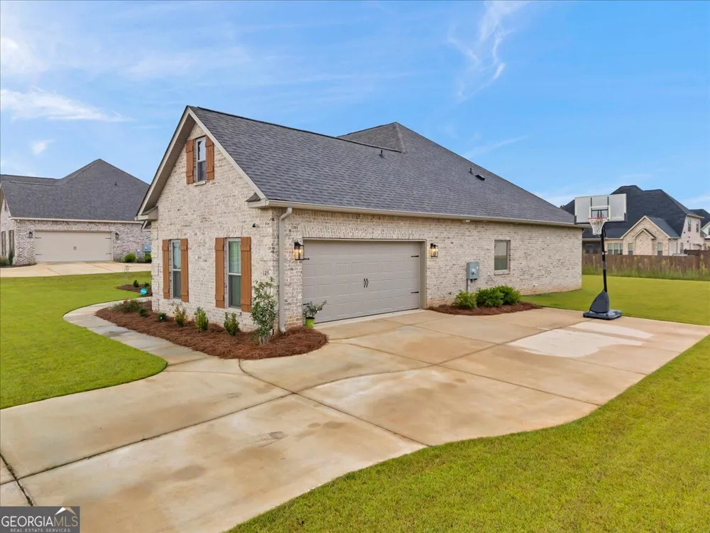 125 Coyote Run Kathleen, GA 31047