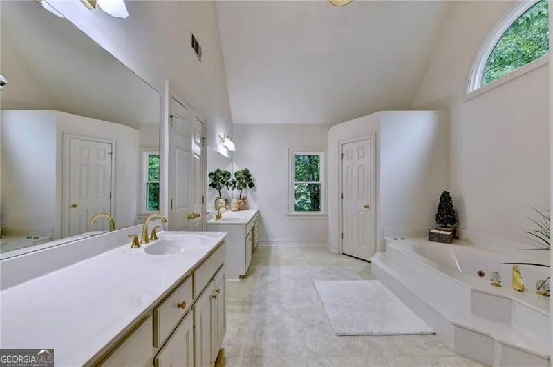 610 Turbridge CT Johns Creek, GA 30022