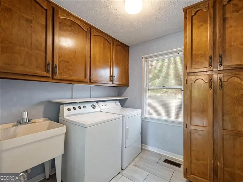 2647 Ashley Oaks CT Duluth, GA 30096