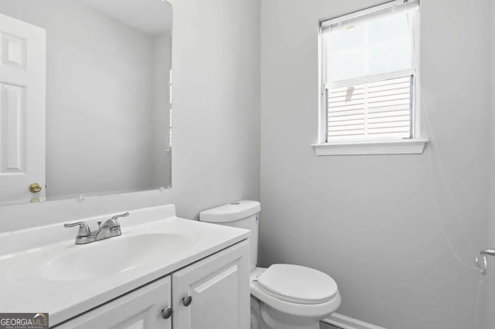 2545 Carolina RDG Riverdale, GA 30296