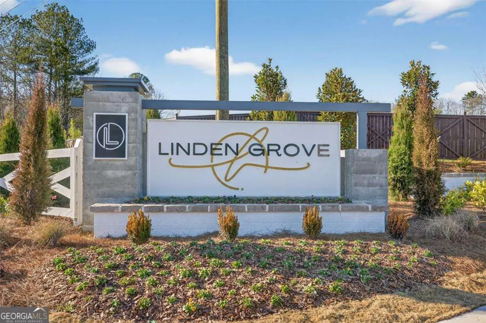 4254 Groveview LN Powder Springs, GA 30127