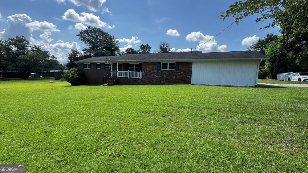 6200 Cherry LN Douglasville, GA 30134
