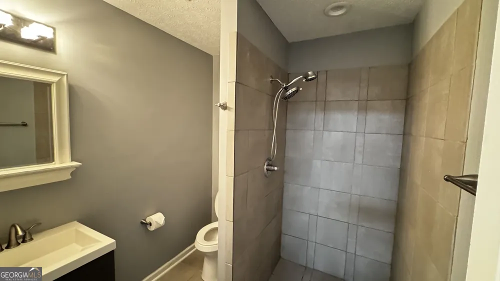 6200 Cherry LN Douglasville, GA 30134