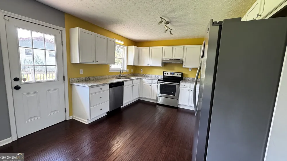6200 Cherry LN Douglasville, GA 30134