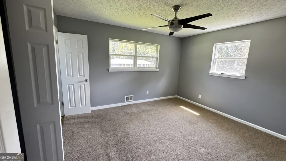 6200 Cherry LN Douglasville, GA 30134