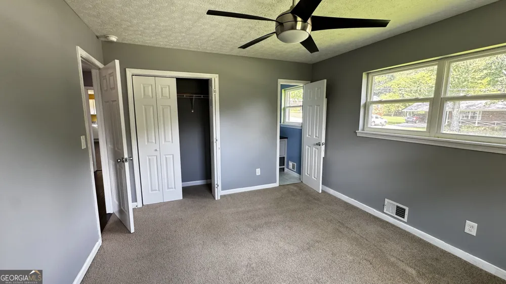 6200 Cherry LN Douglasville, GA 30134