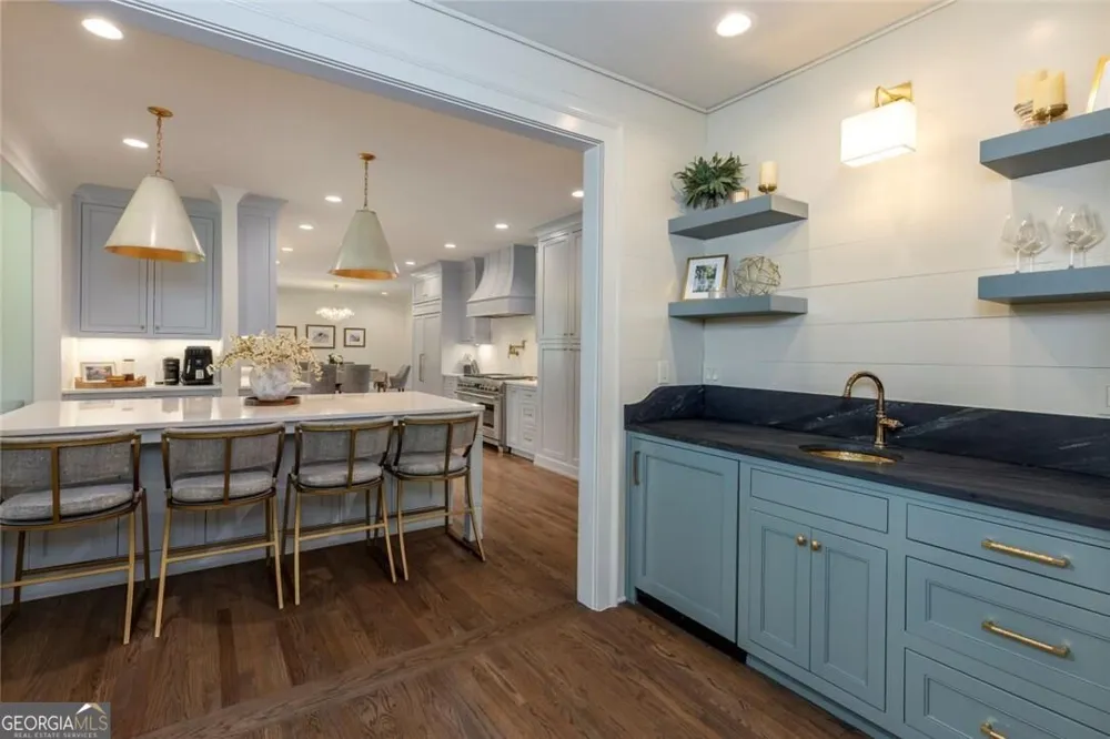 300 Chesterton CIR Johns Creek, GA 30097