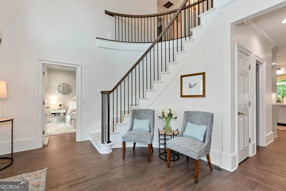 300 Chesterton CIR Johns Creek, GA 30097