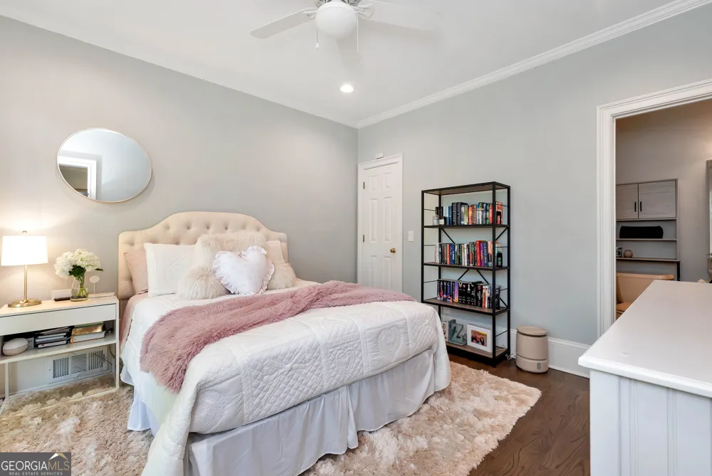 300 Chesterton CIR Johns Creek, GA 30097