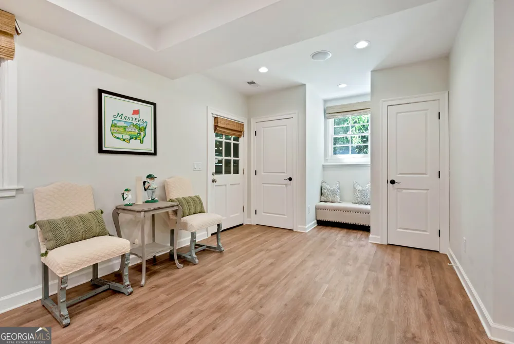 300 Chesterton CIR Johns Creek, GA 30097