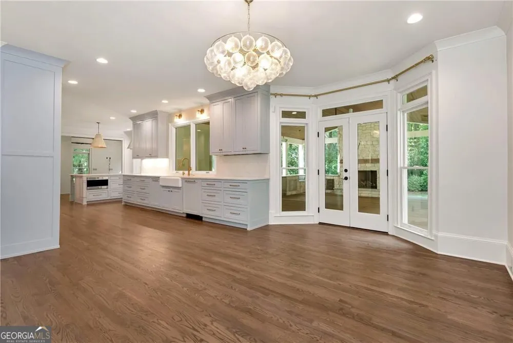 300 Chesterton CIR Johns Creek, GA 30097