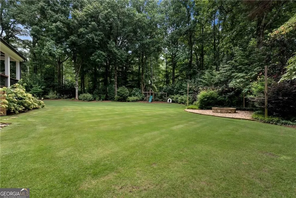 300 Chesterton CIR Johns Creek, GA 30097
