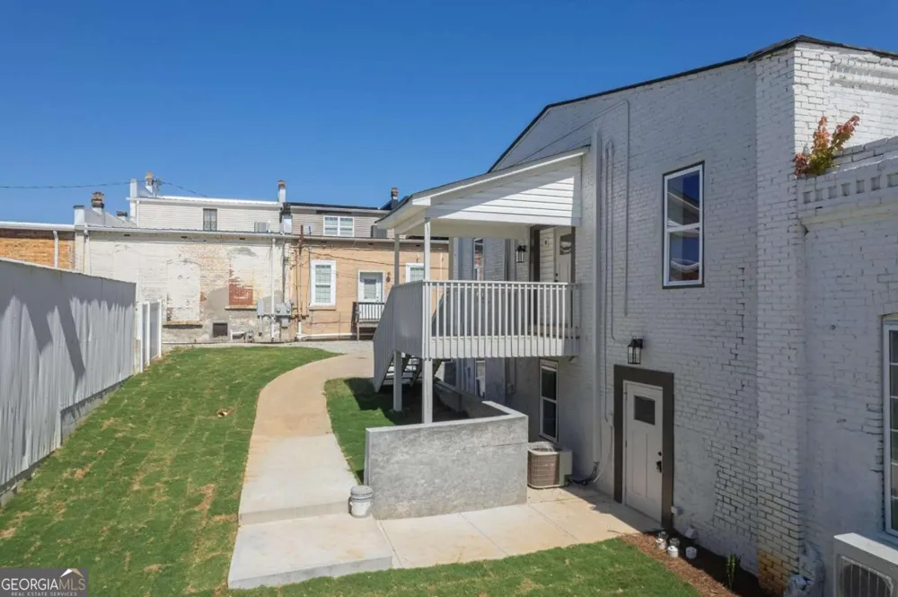 86 S Forest AVE Hartwell, GA 30643