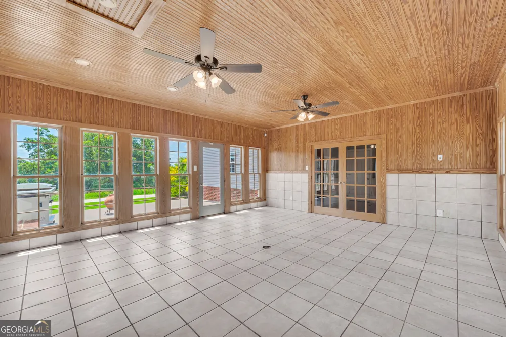 1040 Crenshaw RD Martin, GA 30557