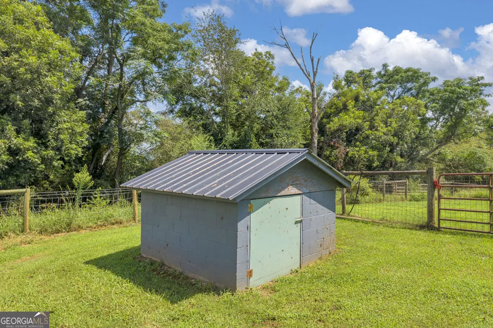 1040 Crenshaw RD Martin, GA 30557