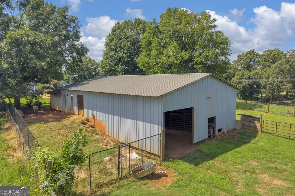 1040 Crenshaw RD Martin, GA 30557