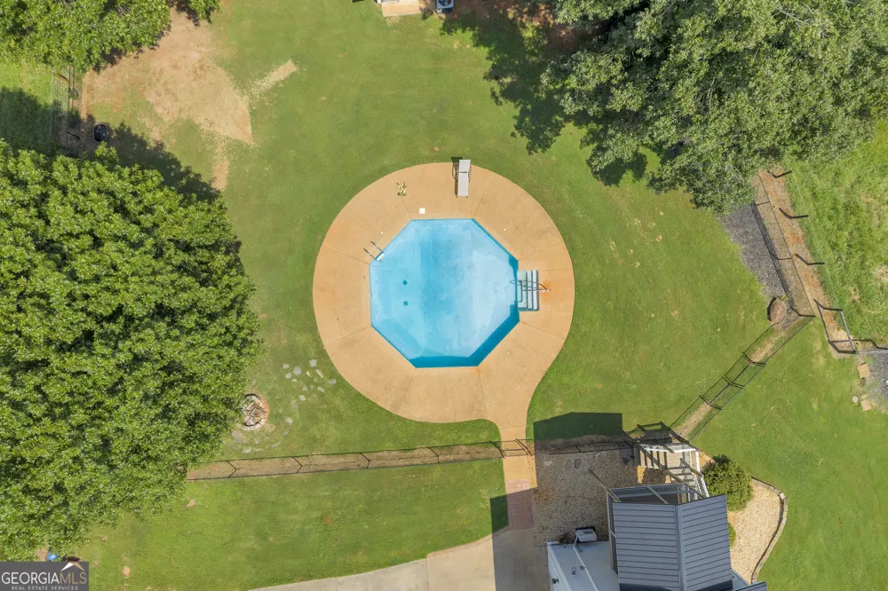 1040 Crenshaw RD Martin, GA 30557