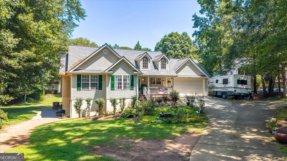 598 Holders Siding RD Jefferson, GA 30549