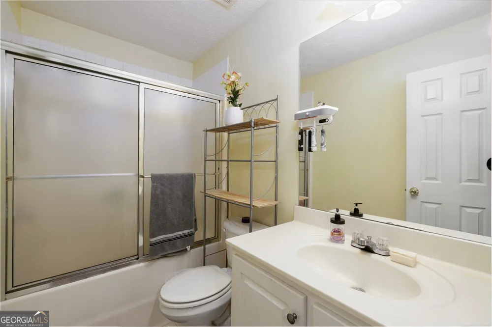 598 Holders Siding RD Jefferson, GA 30549