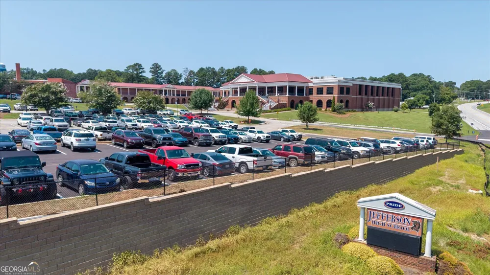 598 Holders Siding RD Jefferson, GA 30549
