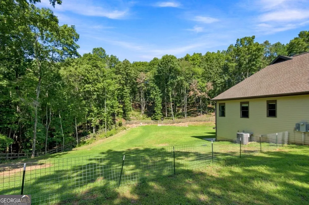 221 Brookhollow RD Ball Ground, GA 30107
