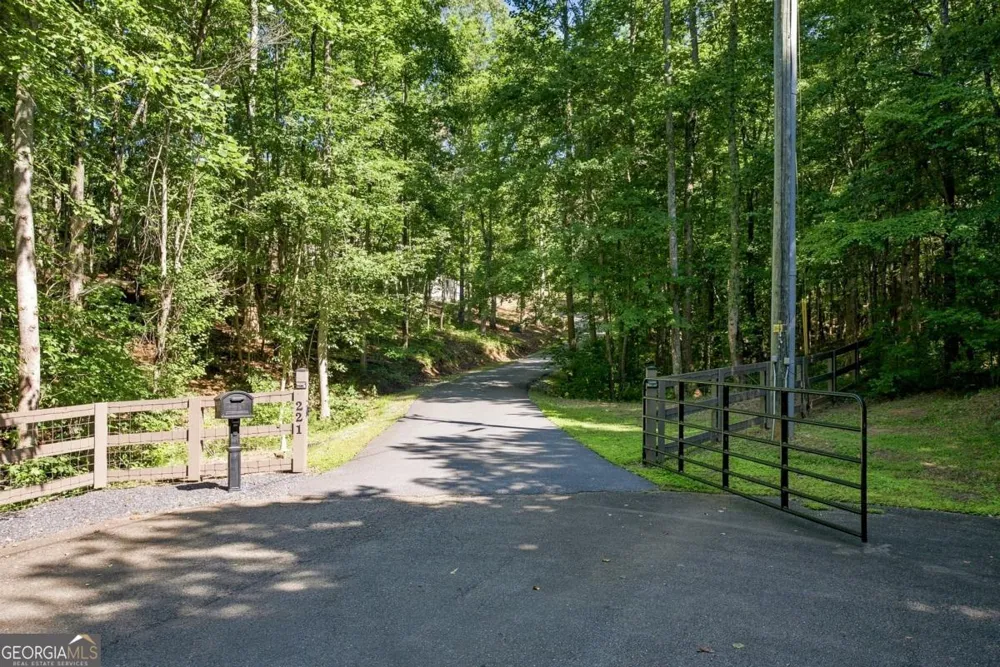 221 Brookhollow RD Ball Ground, GA 30107