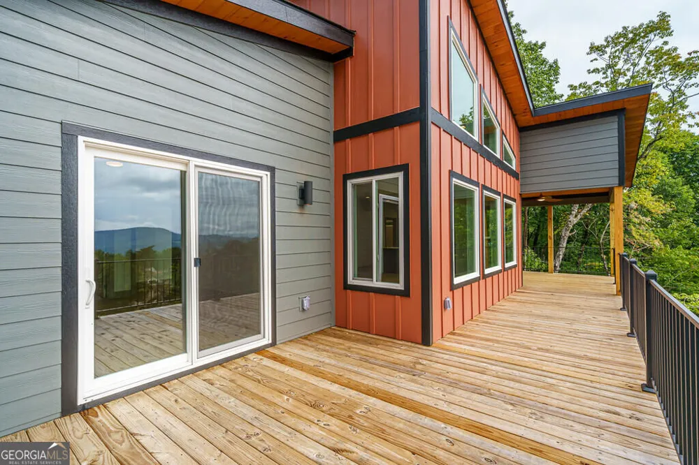 156 Sky High DR Ellijay, GA 30536