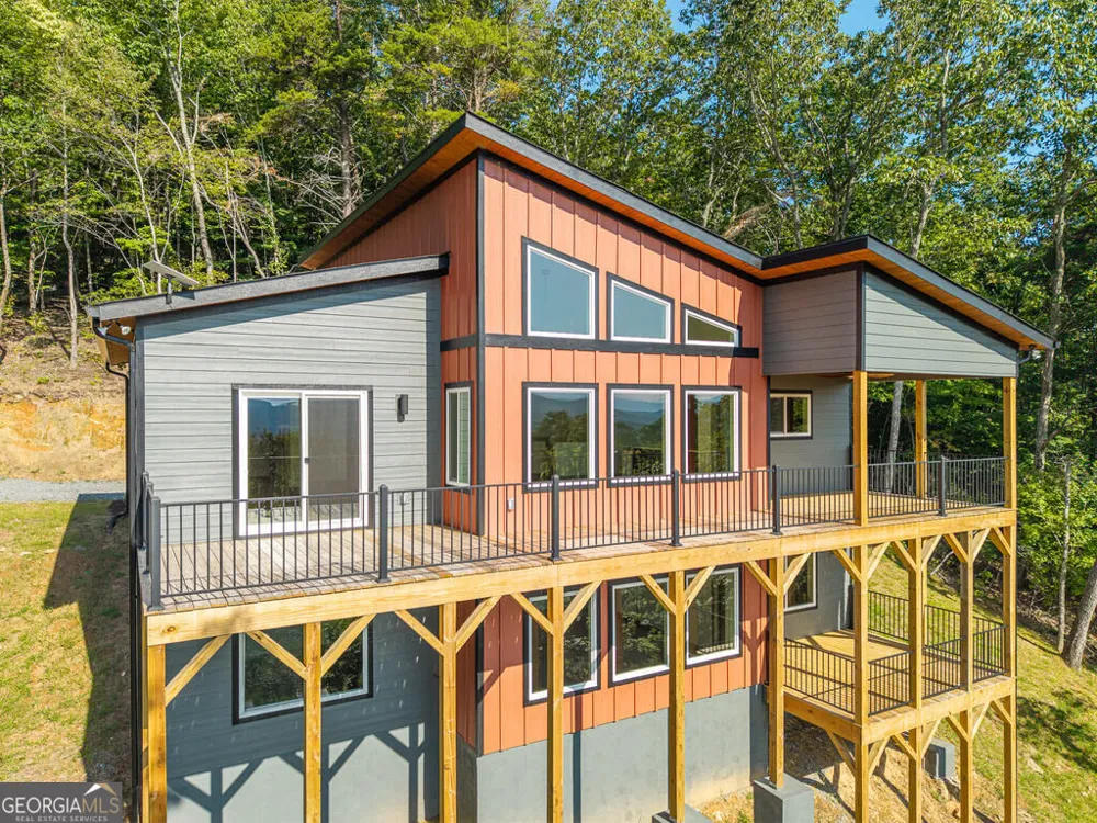 156 Sky High DR Ellijay, GA 30536