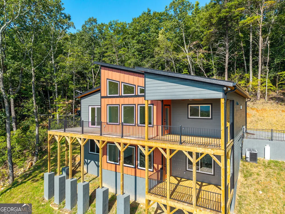 156 Sky High DR Ellijay, GA 30536