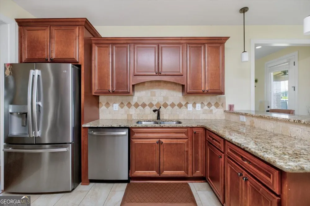 109 Charlotte DR Bonaire, GA 31005