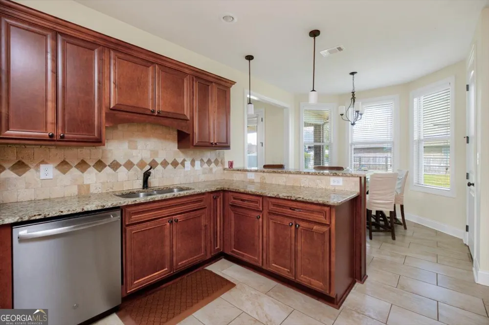 109 Charlotte DR Bonaire, GA 31005