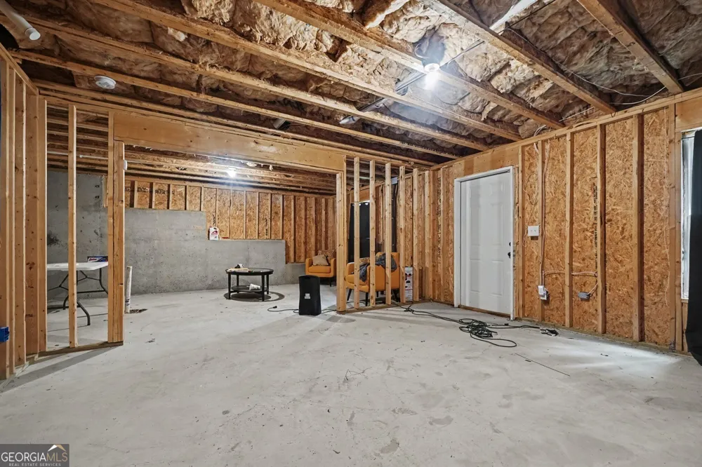 844 Venture WAY Winston, GA 30331