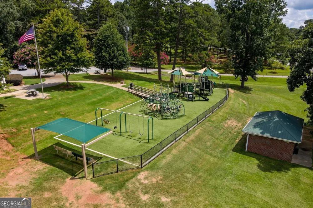 108 Eagles Crest DR Commerce, GA 30529