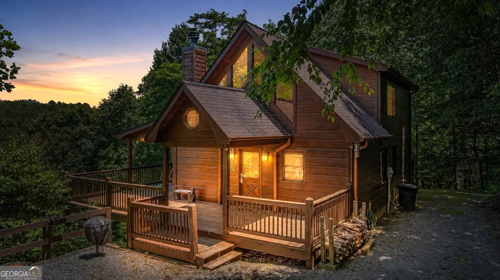 469 Mountain High DR Mineral Bluff, GA 30559