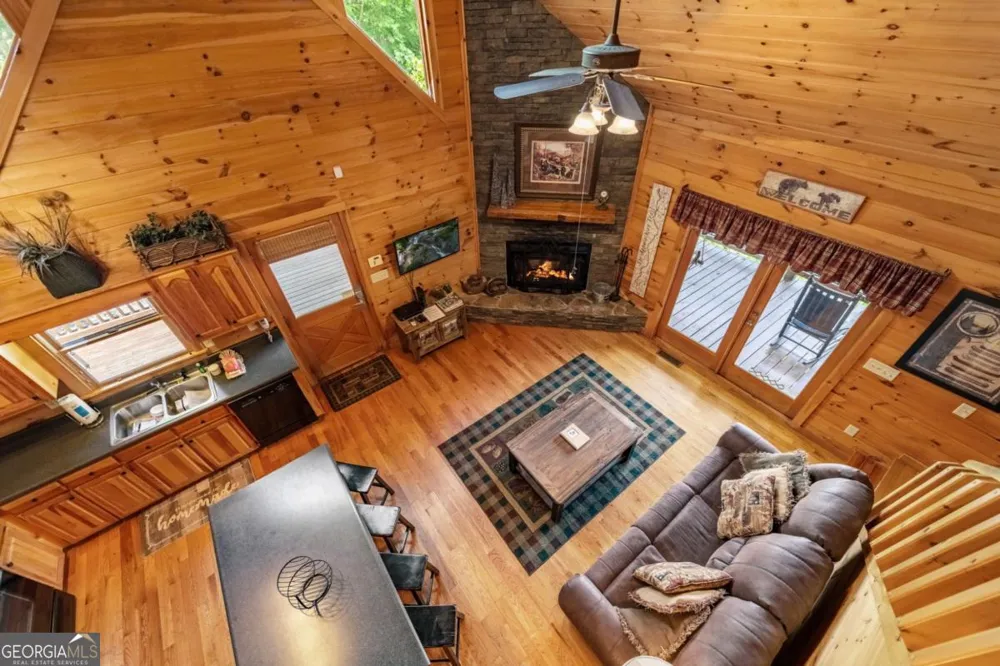 469 Mountain High DR Mineral Bluff, GA 30559