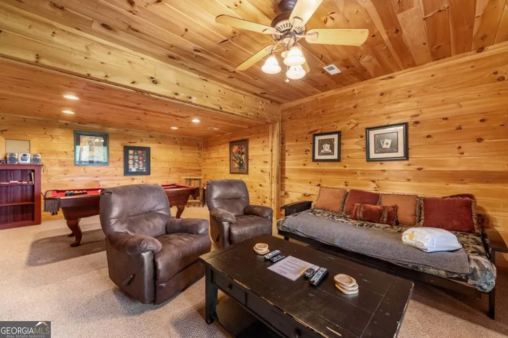 469 Mountain High DR Mineral Bluff, GA 30559
