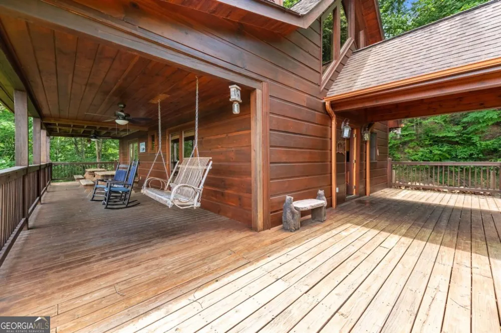 469 Mountain High DR Mineral Bluff, GA 30559