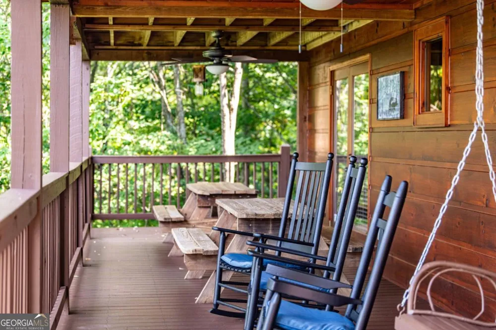 469 Mountain High DR Mineral Bluff, GA 30559
