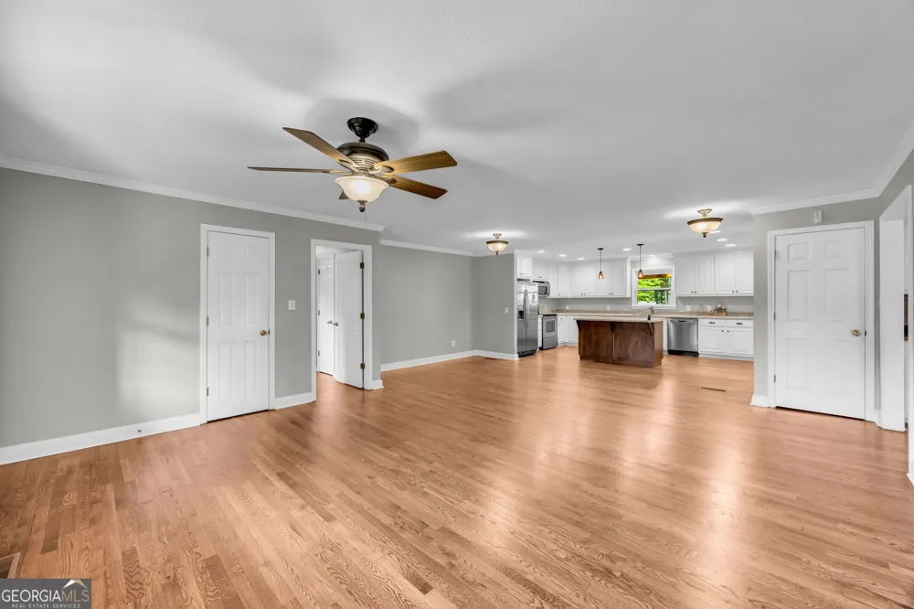 45 Smith Overhead Bridge RD Commerce, GA 30530