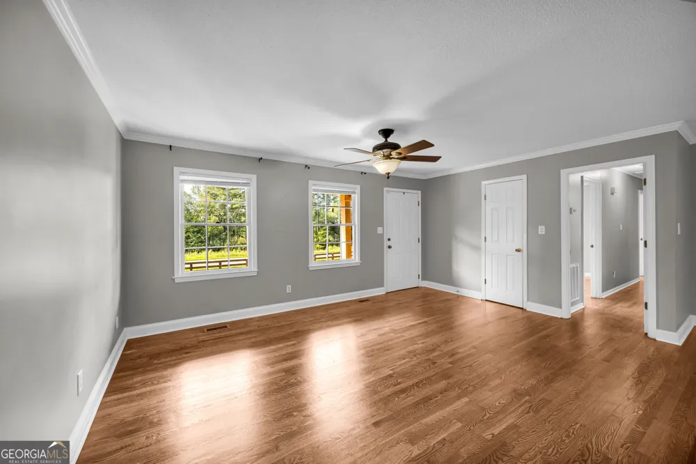 45 Smith Overhead Bridge RD Commerce, GA 30530