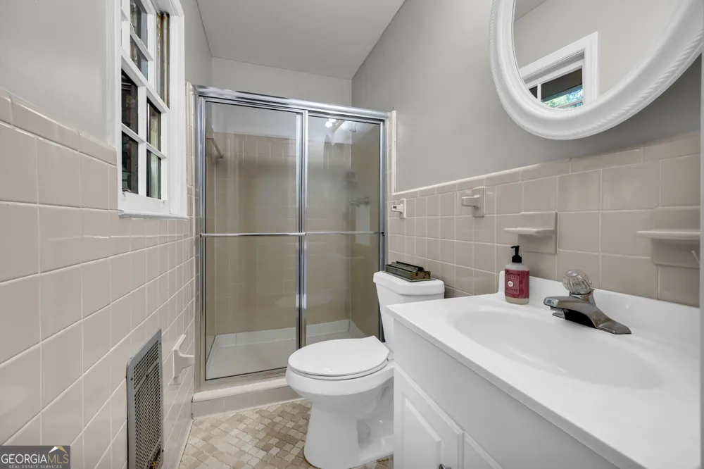 45 Smith Overhead Bridge RD Commerce, GA 30530