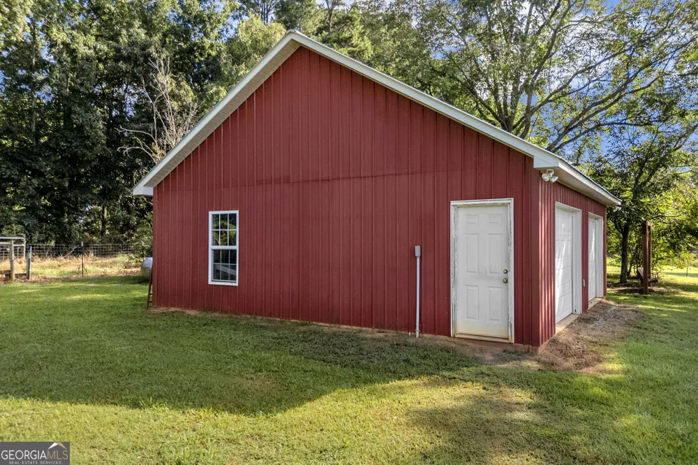 45 Smith Overhead Bridge RD Commerce, GA 30530