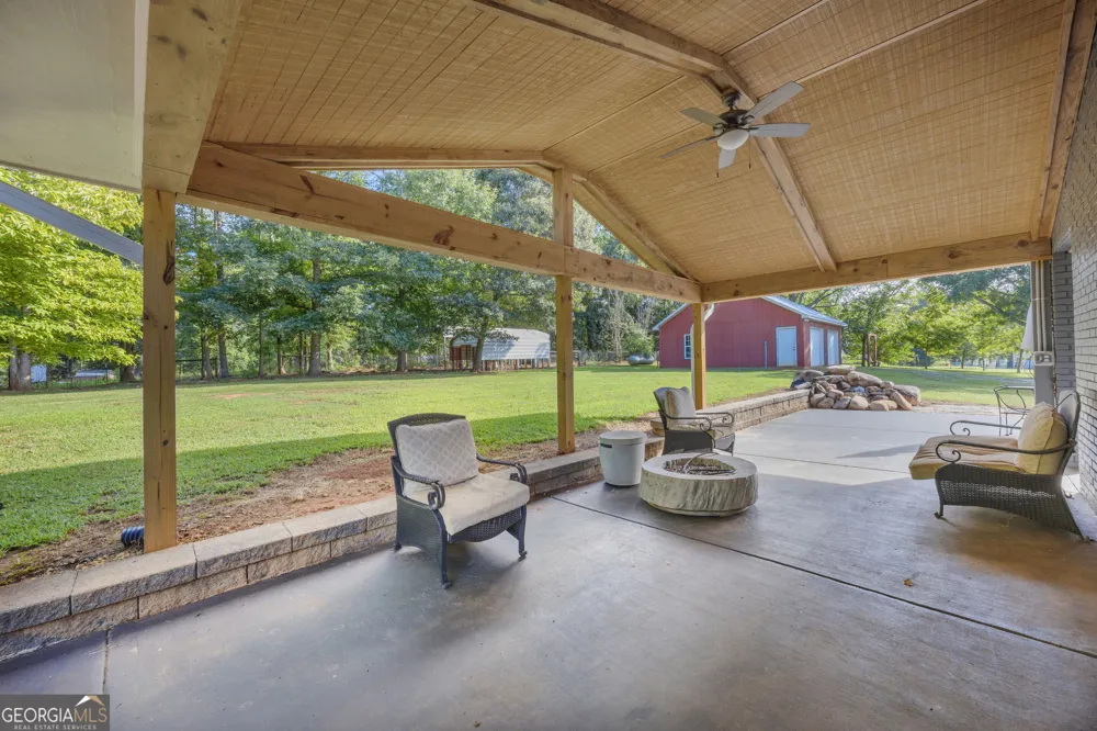 45 Smith Overhead Bridge RD Commerce, GA 30530