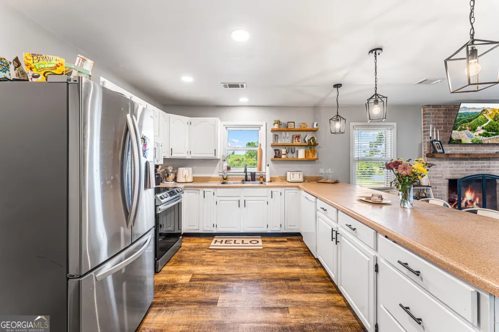 211 Allen Rd Musella, GA 31066