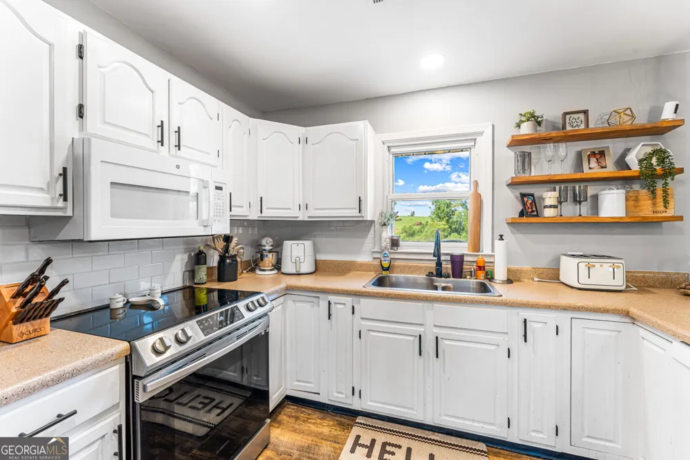 211 Allen Rd Musella, GA 31066