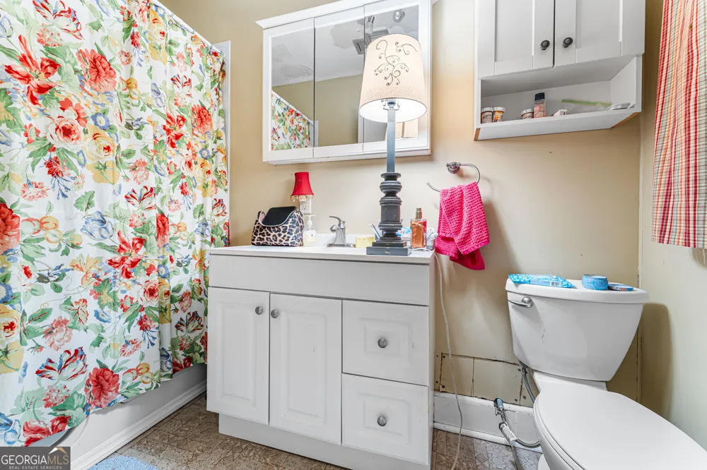 211 Allen Rd Musella, GA 31066