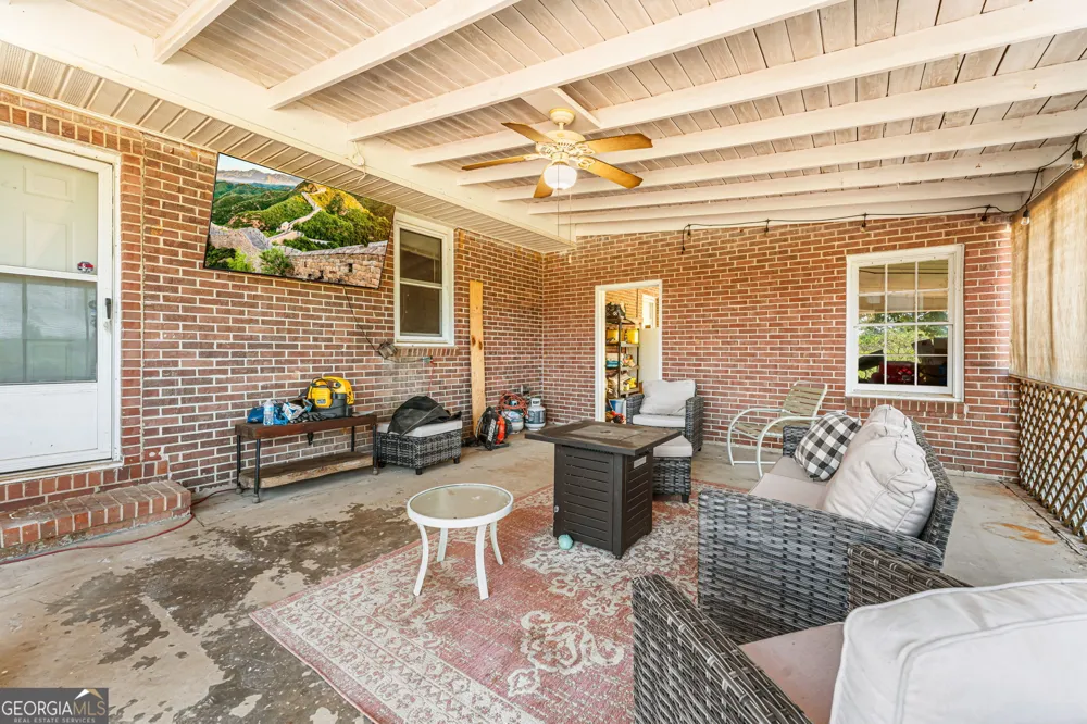 211 Allen Rd Musella, GA 31066