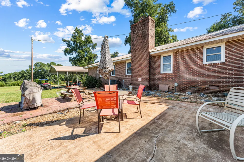 211 Allen Rd Musella, GA 31066