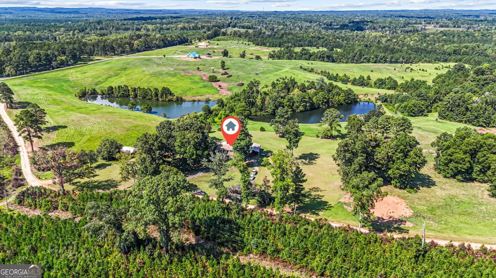 211 Allen Rd Musella, GA 31066