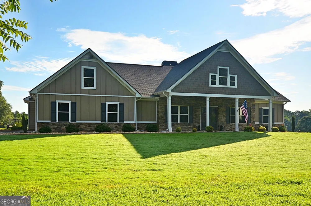 415 PJ East RD Covington, GA 30014